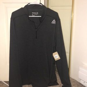 Reebok XL half zip